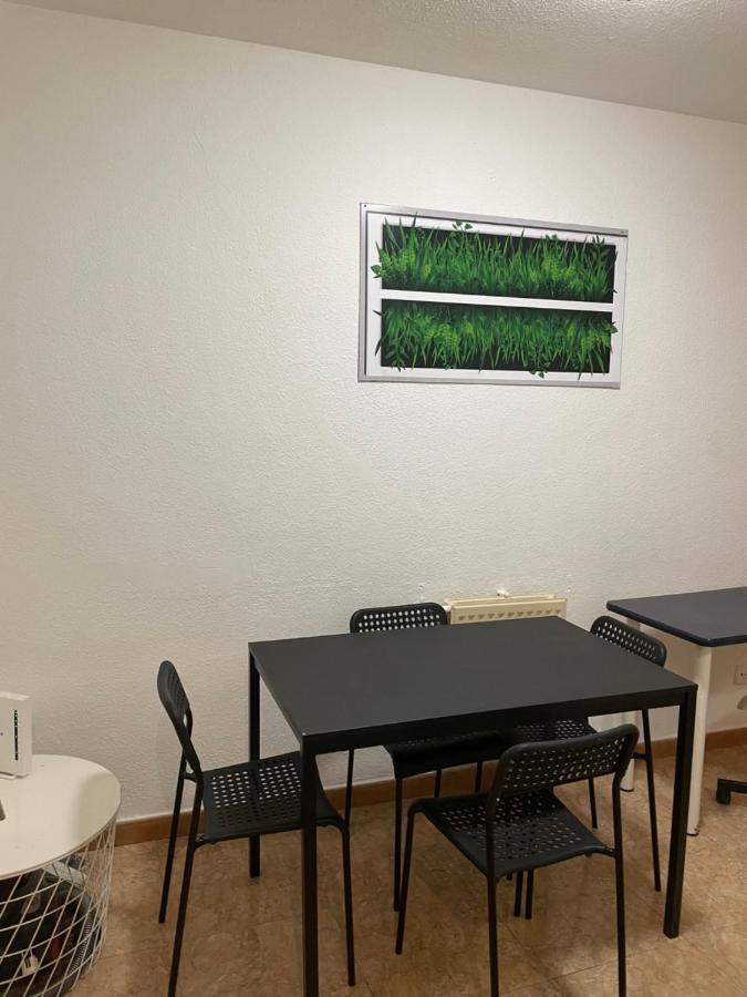 マドリード Sol Montera & Parking Tph Bed & Breakfast エクステリア 写真